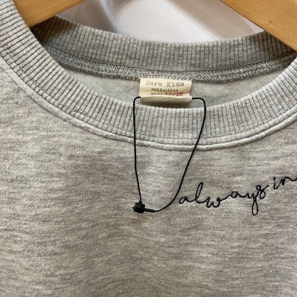 Zara sweater - Picture 3 of 3